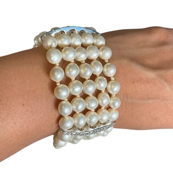 Elegant Multi-Strand Pearl & Rhinestone Bracelet Statement Cuff Old Money Ivory - Picture 3 of 9